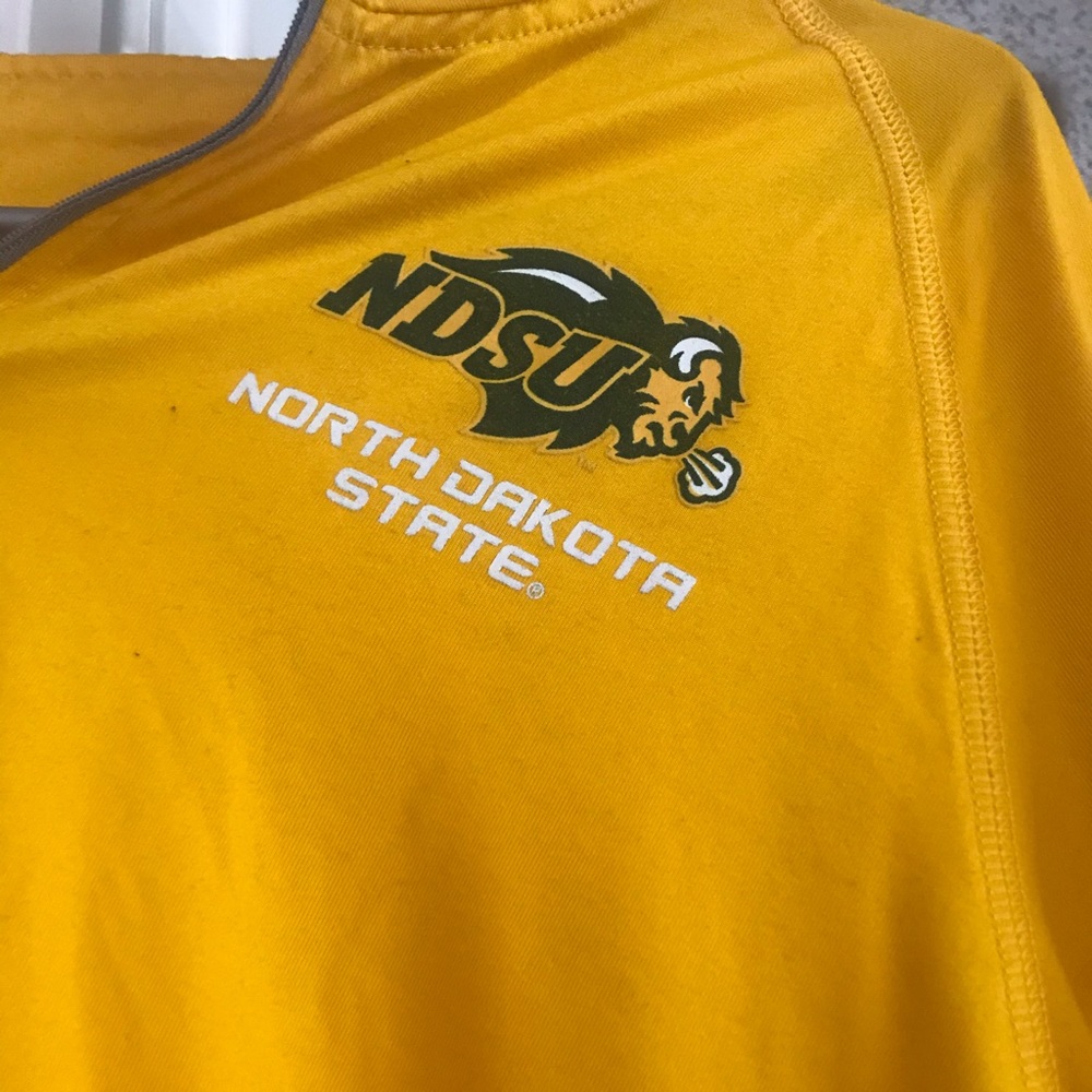 Long Sleeve Gold NDSU Under Armor 1/4 Zip